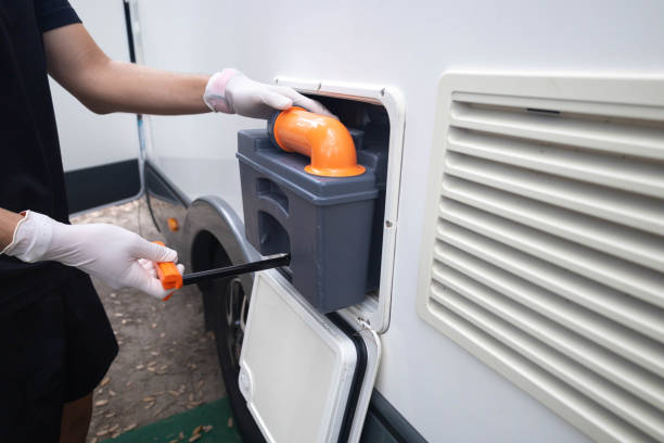 Best Porta potty delivery and setup  in Crestwood, KY